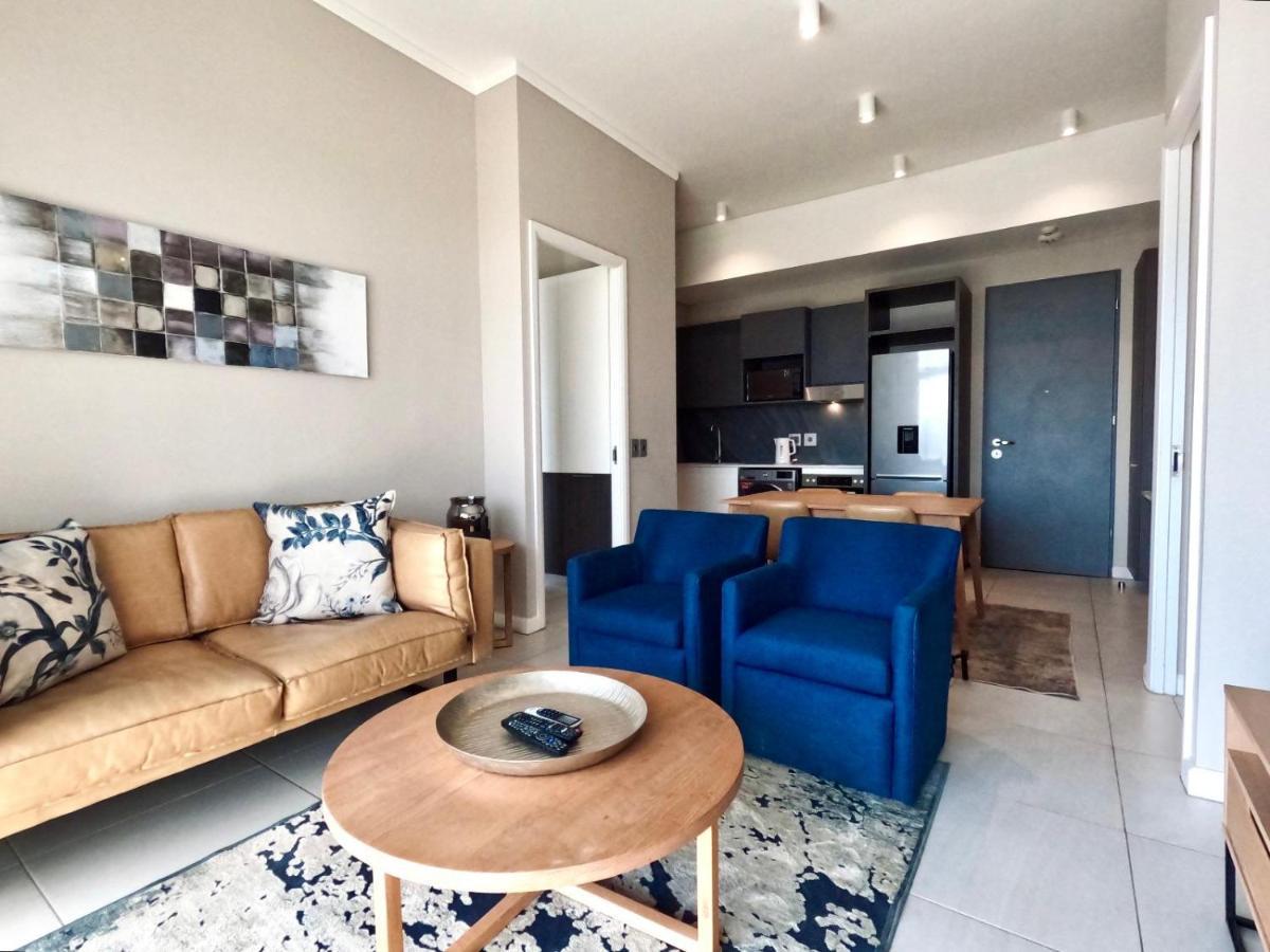 Menlyn Maine Apartments Pretoria Exterior photo